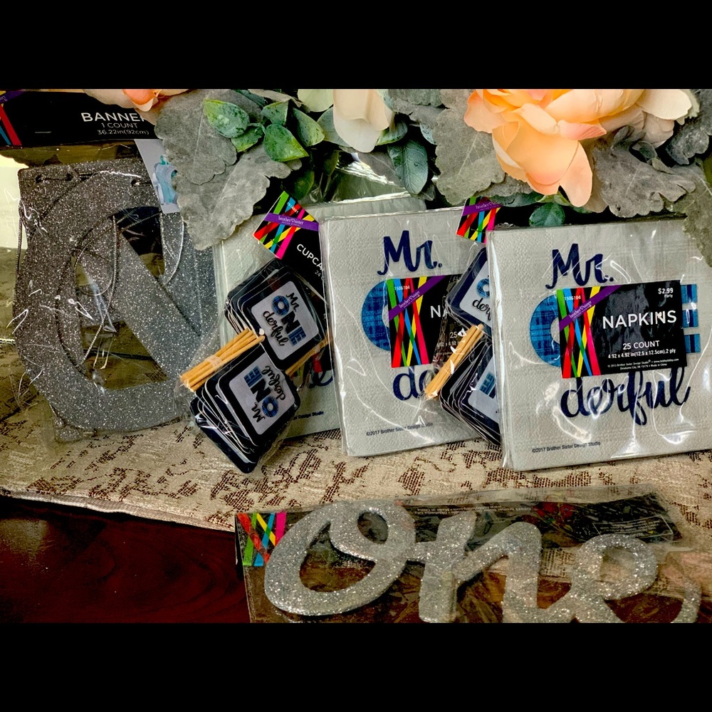 Mr. One Derful birthday set